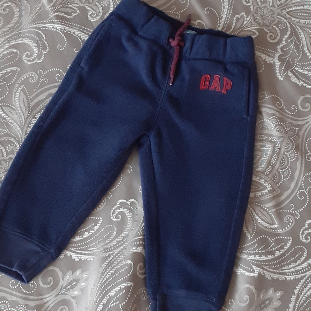 Baby GAP fleece joggers for baby boy, size 18-24 m